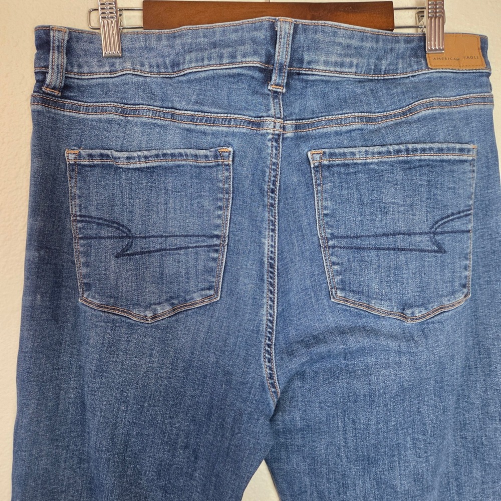 American Eagle Bootcut Jeans Mid Rise Raw Hem Stretch Medium‎ Wash - Picture 3 of 11